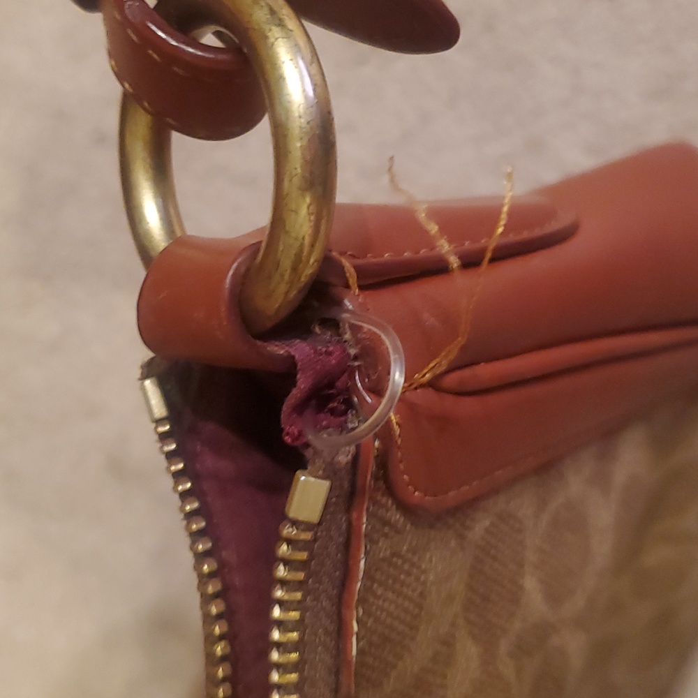 Coach purse - Picture 3 of 5
